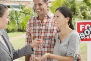 La moisissure dans l'entretoit peut-elle affecter la valeur de revente de ma maison