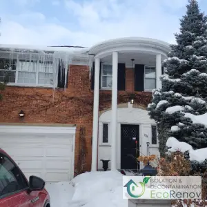 Problème de glace sur le toit